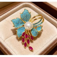 XSB258 - Vintage High-End Imitation Turquoise Iris Flower Pearl Brooch